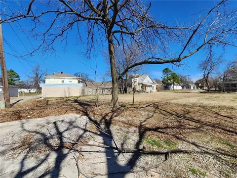 548 N Kickapoo, Shawnee, OK 74801 photo 12