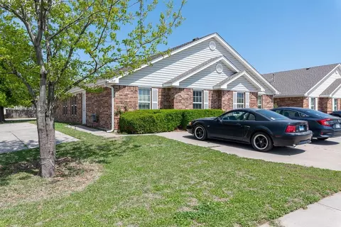 1317 Commerce Dr, Norman, OK 73071