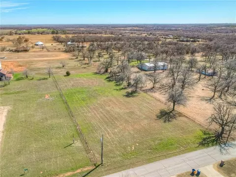 N Mcdonald Road, Choctaw, OK 73045