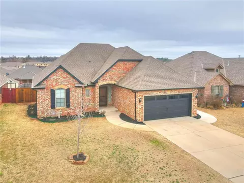 20740 Frontier Pl, Harrah, OK 73045 photo 1