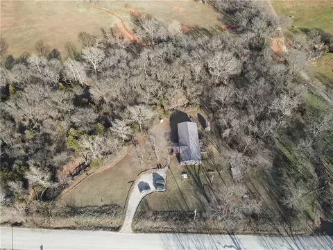 21951 Stevens Rd, Tecumseh, OK 74873 photo 2