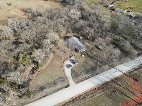 21951 Stevens Rd, Tecumseh, OK 74873 photo 1