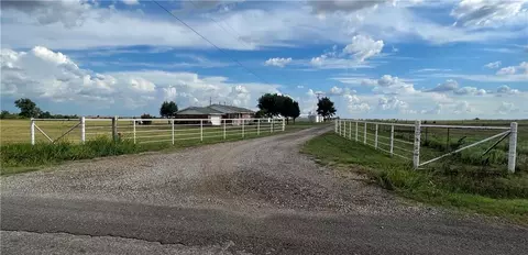 1379 County Road 1300, Chickasha, OK 73018