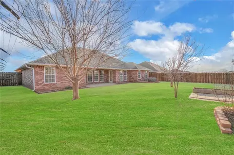 1805 Foxtail Cir, Altus, OK 73521 photo 32