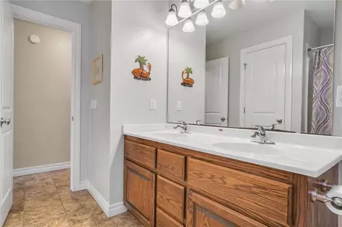 1805 Foxtail Cir, Altus, OK 73521 photo 23