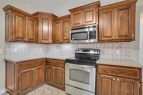 1805 Foxtail Cir, Altus, OK 73521 photo 10
