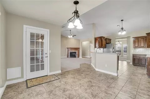 1805 Foxtail Cir, Altus, OK 73521 photo 13
