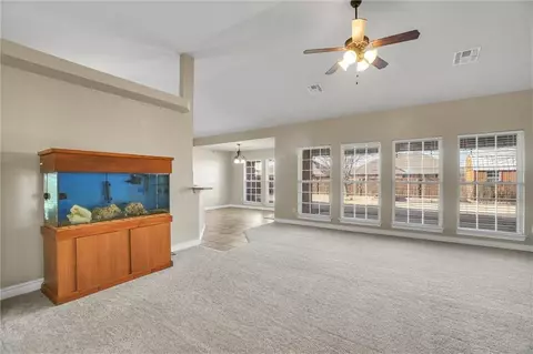 1805 Foxtail Cir, Altus, OK 73521 photo 4