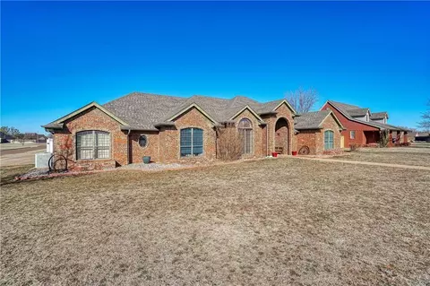 1 N Covey, Sayre, OK 73662