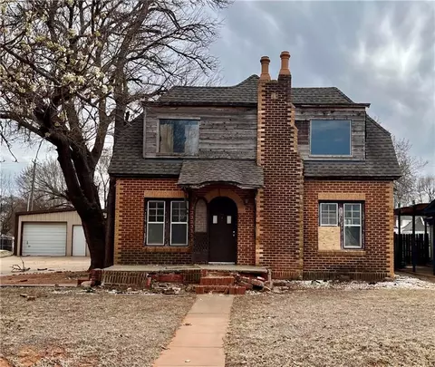 814 W Broadway, Elk City, OK 73644