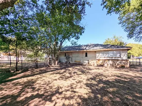 526 Lake Murray Dr #524, Ardmore, OK 73401