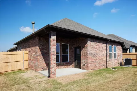 200 Ivory Dr, Yukon, OK 73099 photo 36