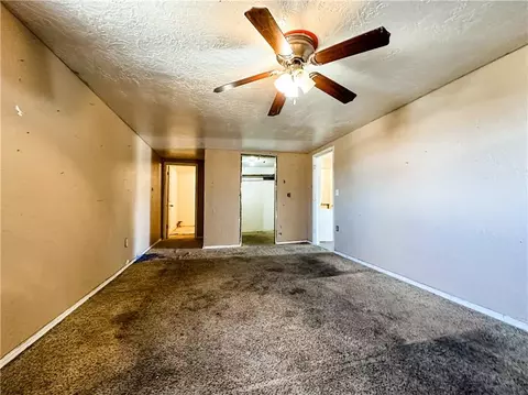 219 W Cedar St, Binger, OK 73009 photo 16