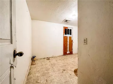 219 W Cedar St, Binger, OK 73009 photo 18