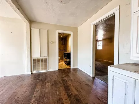 219 W Cedar St, Binger, OK 73009 photo 13
