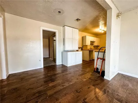 219 W Cedar St, Binger, OK 73009 photo 7
