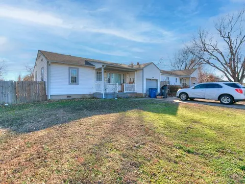 7356 E King St, Tulsa, OK 74115