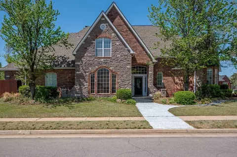 13901 Plantation Way, Edmond, OK 73013