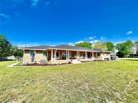 222 N Magnolia, Stratford, OK 74872