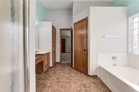 100 Saint Thomas Ave, Moore, OK 73160 photo 31