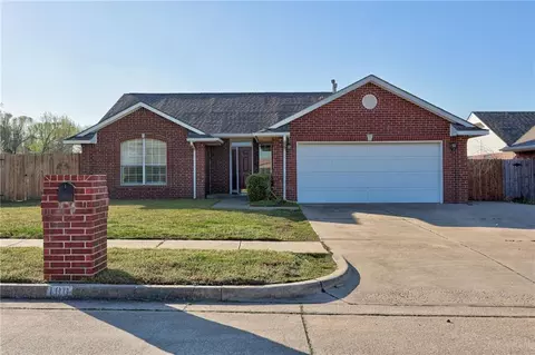 100 Saint Thomas Ave, Moore, OK 73160 photo 1