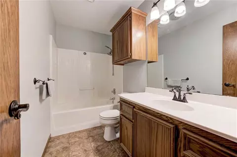 100 Saint Thomas Ave, Moore, OK 73160 photo 35