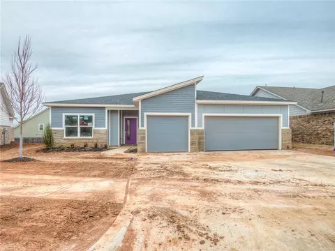 17605 Nantucket Ave, Edmond, OK 73012