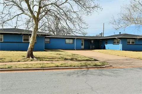 305 Seminole Trl, Foss, OK 73647