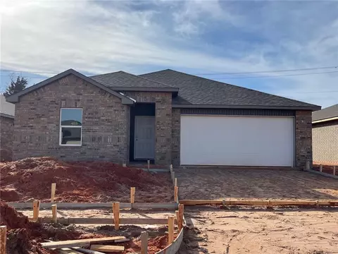 4113 Palmetto Bluff Dr, Mustang, OK 73064