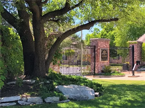 11300 Quail Creek Rd #7, Oklahoma City, OK 73120