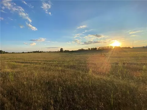 N Meridian Avenue, Crescent, OK 73028