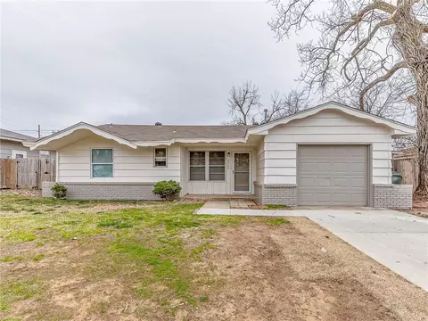 9224 Rhythm Rd, Midwest City, OK 73130