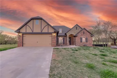 24953 Tanglewood St, Blanchard, OK 73010