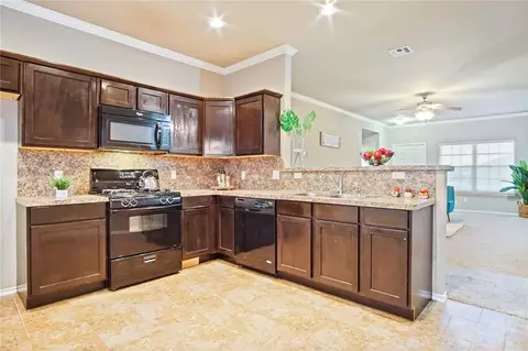 9632 Gabriel Dr, Moore, OK 73160 photo 11