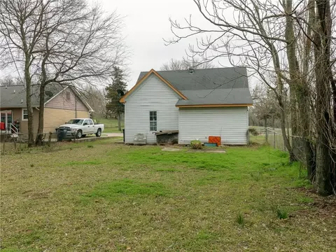 904 E Walnut St, Shawnee, OK 74801 photo 6