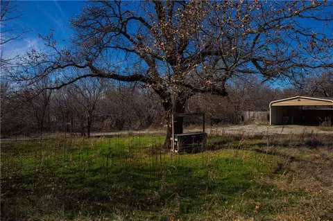201 Prairie Ln, Guthrie, OK 73044