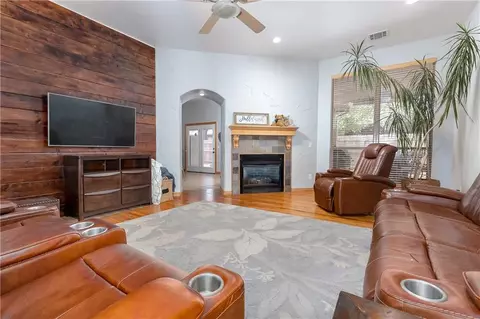 3101 Birch Dr, Moore, OK 73170 photo 9