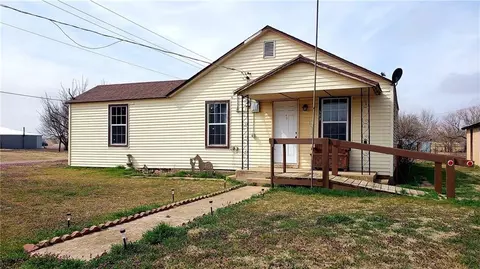 303 N Olmstead Ave, Butler, OK 73625