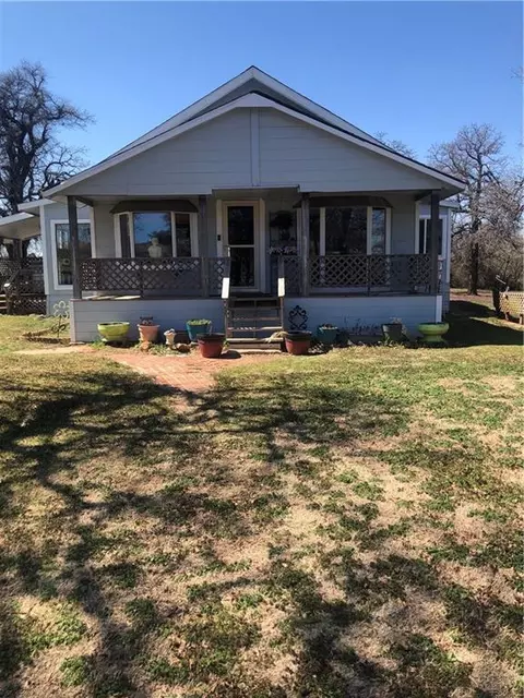 18004 County Street 2520 St, Lookeba, OK 73053
