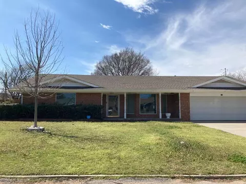 115 N High St, Pauls Valley, OK 73075