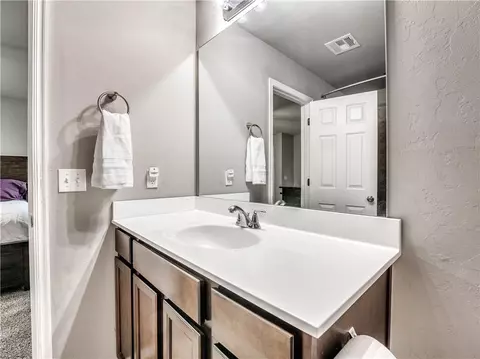 9625 Eli Dr, Moore, OK 73160 photo 27