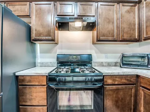 9625 Eli Dr, Moore, OK 73160 photo 14