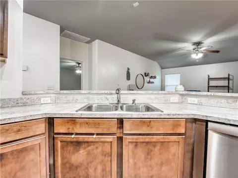 9625 Eli Dr, Moore, OK 73160 photo 15