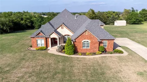 849 County Street 2921, Tuttle, OK 73089