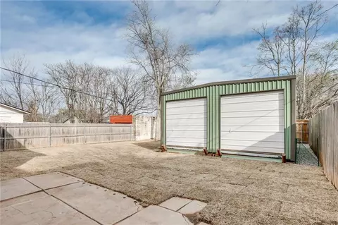 414 E Logan St, Guthrie, OK 73044 photo 36