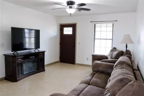 326 E Orbit Dr, Guthrie, OK 73044 photo 8