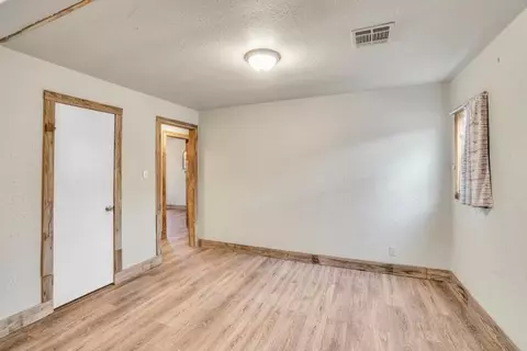 1400 E Ash St, Altus, OK 73521 photo 17