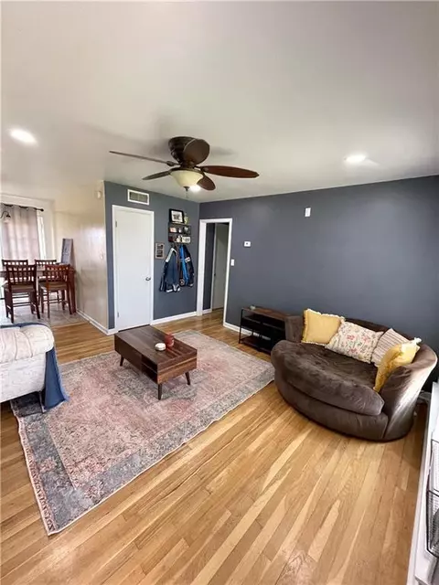 404 S Park Ln, Altus, OK 73521 photo 4