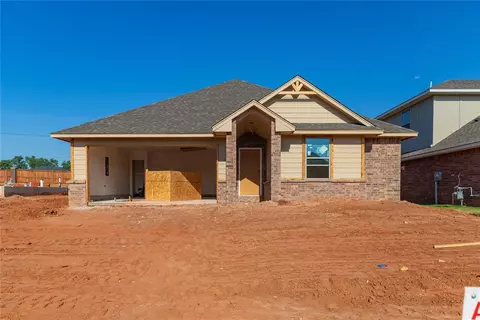 5325 Malpaso Creek Dr, Mustang, OK 73064