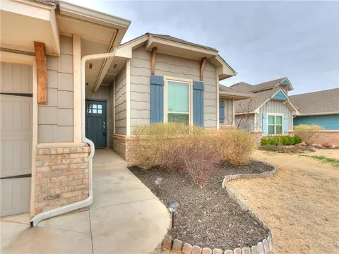 3425 Superior Dr, Moore, OK 73160 photo 2
